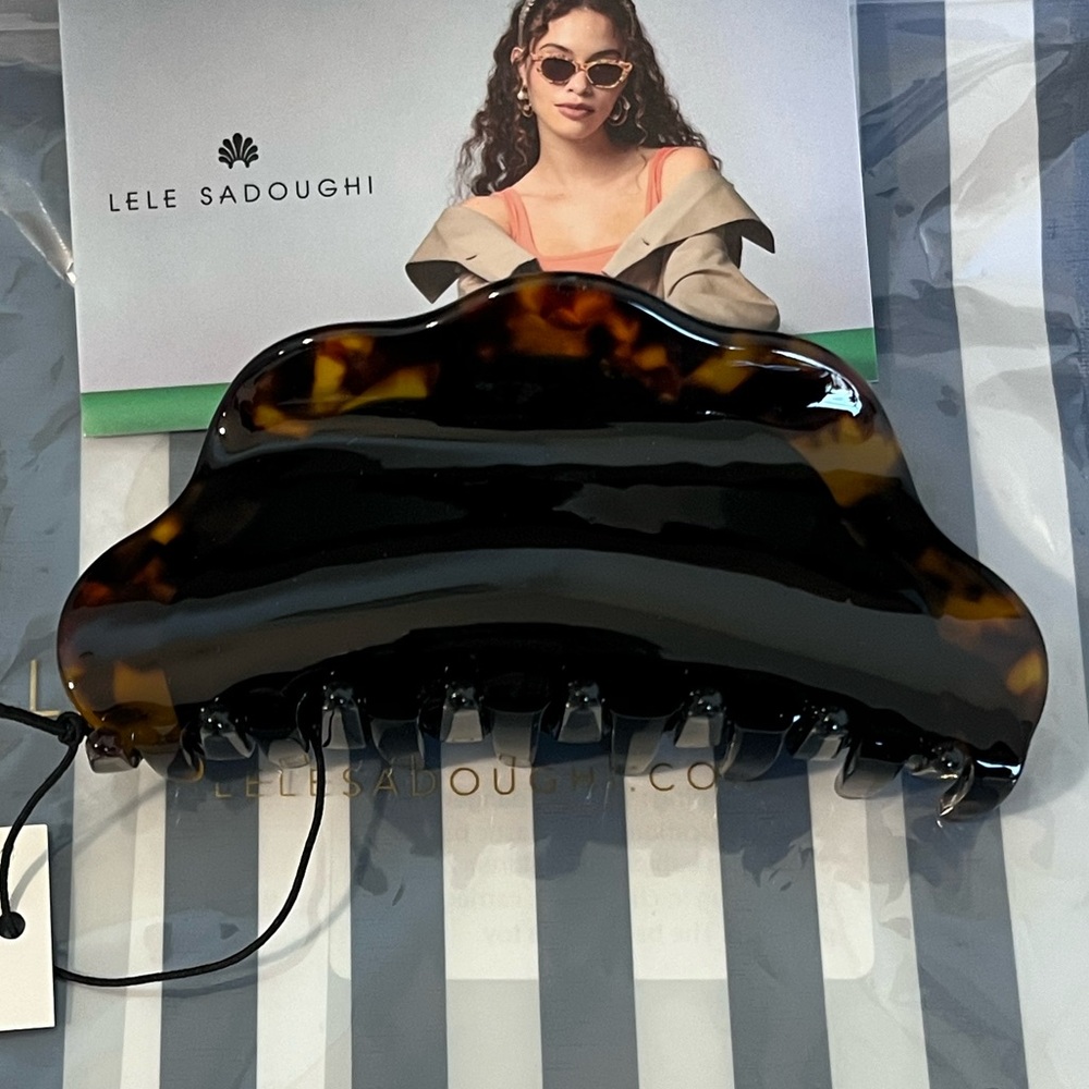 LELE SADOUGHI CLOUD JET TORTOISE NWT AUTHENTIC CLAW HAIR CLIP
